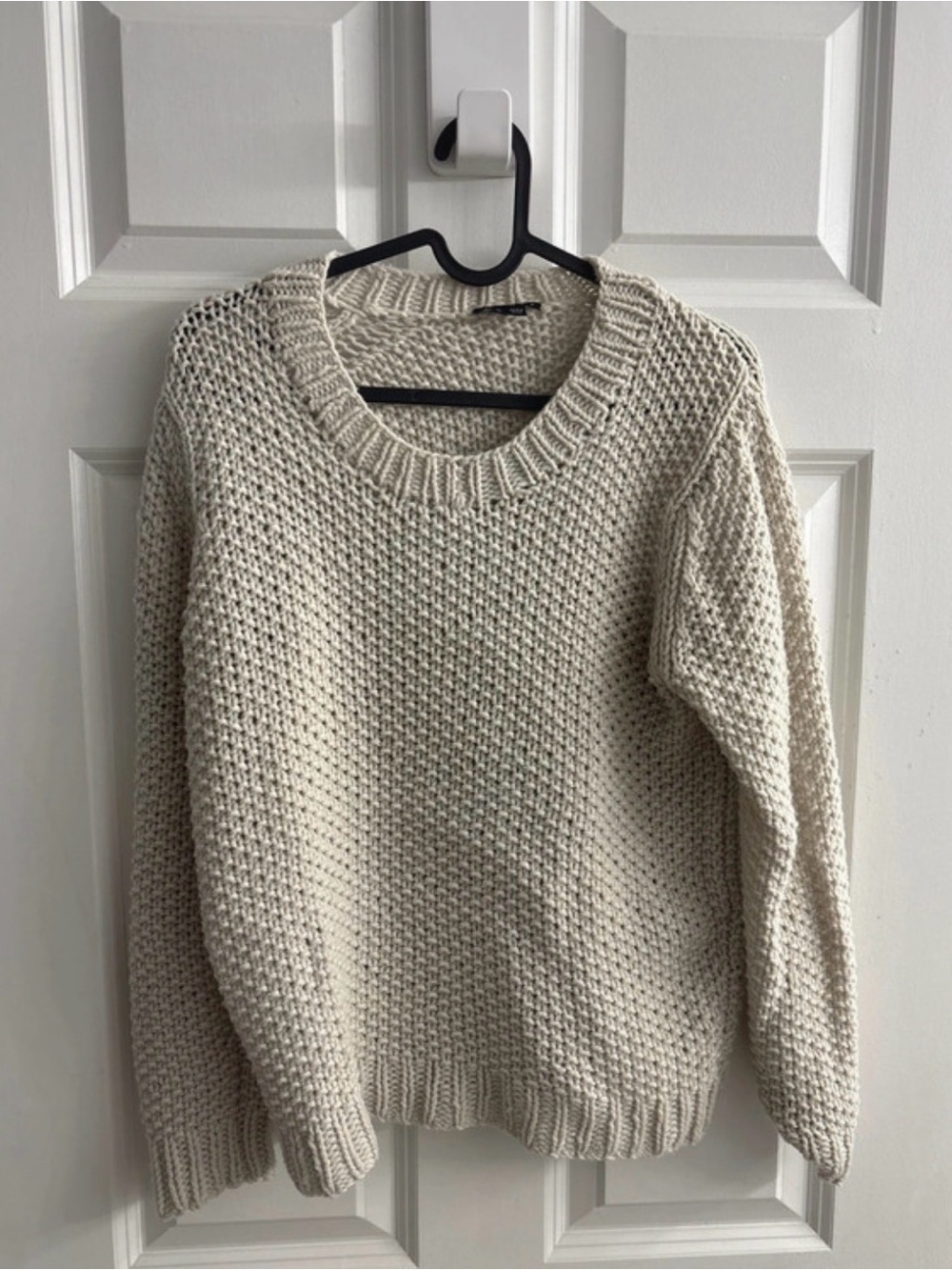 Theory Cream Chunky Knit Crewneck Wool Sweater